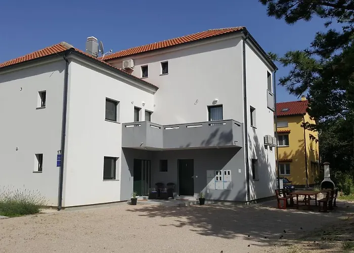 Artemis Apartamento Baška